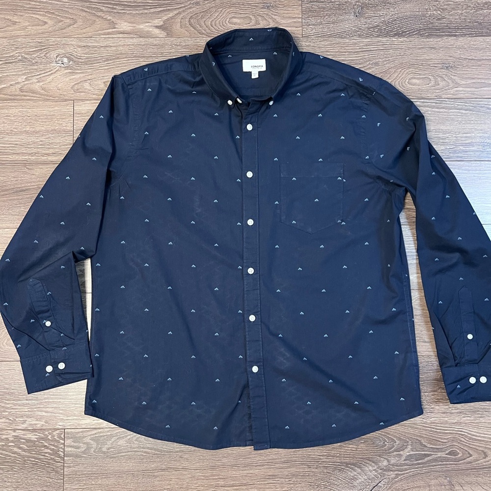 Sonoma Men’s Long Sleeve Perfect Length Button Down Shirt